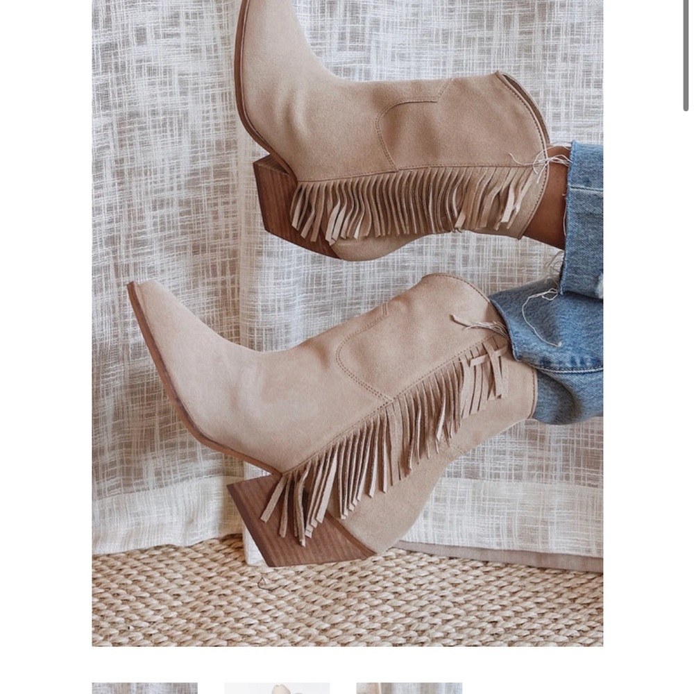 Steve Madden Wolfer Fringe Beige Tan Light Western Boot